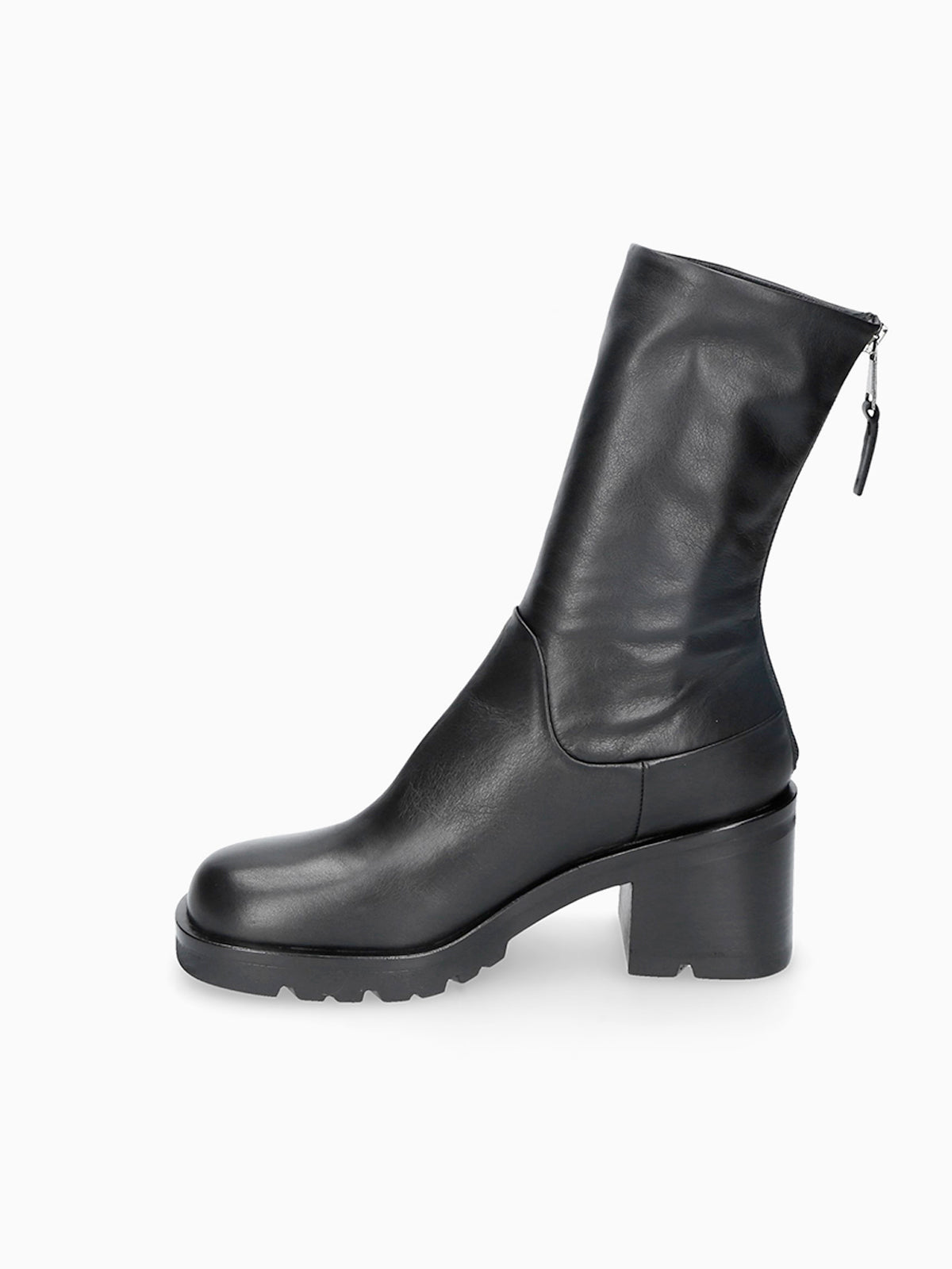 JET FITTED BLACK LEATHER ANKLE BOOT