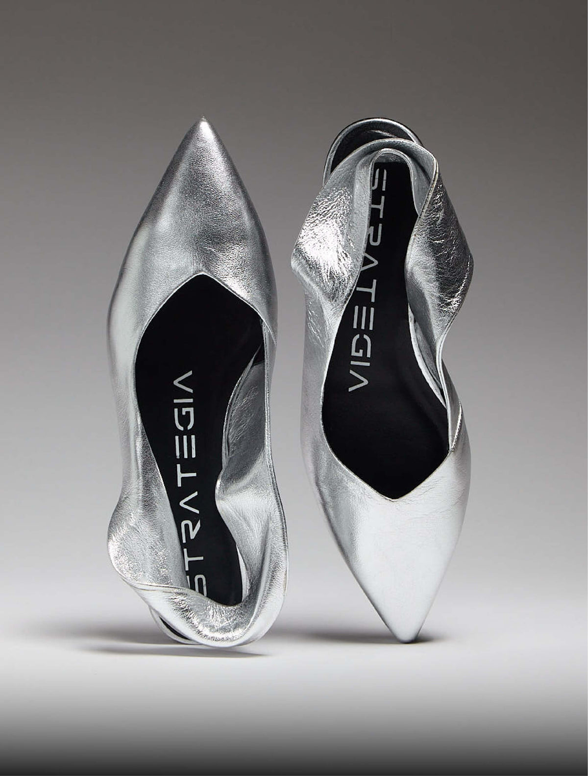 Strategia Shoes | Official Online Shop – STRATEGIA Shop