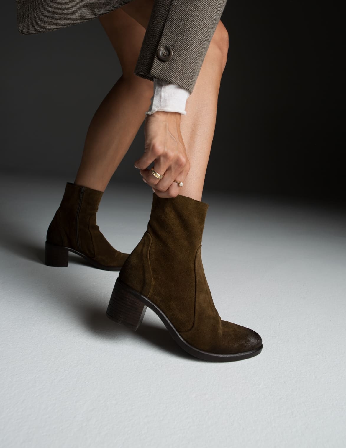 ショートブーツ・ブーティ Strategia FW24 SPECTRA HEELED ANKLE BOOT (A5801 TALCONERO) Strategia Shoes | Elegant Shoes and Boots