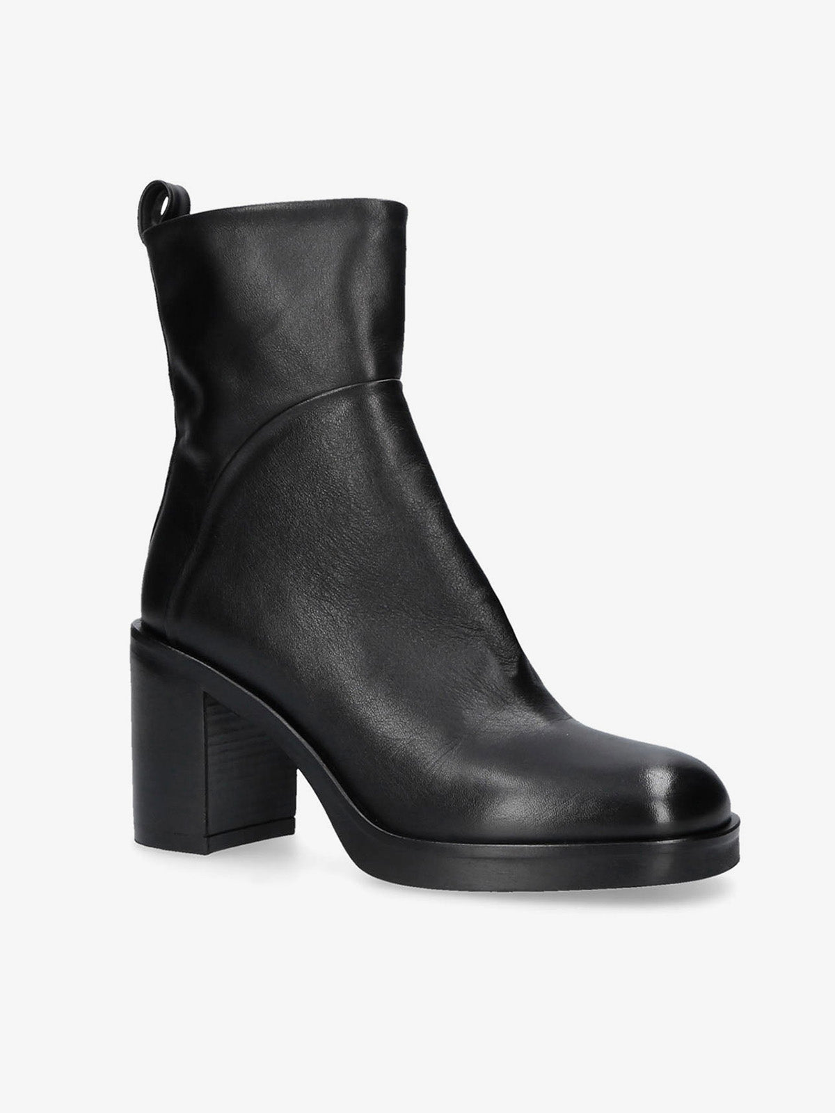 Black ankle boot with high heel